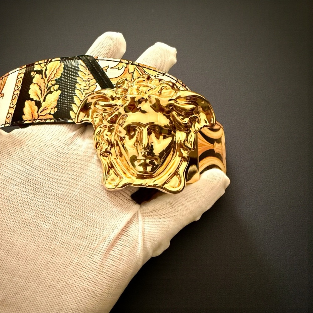 Versace Medusa Reversible Leather Belt Size 34 - Picture 2 of 5